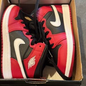 Nike Kids Black and Red Sneakers